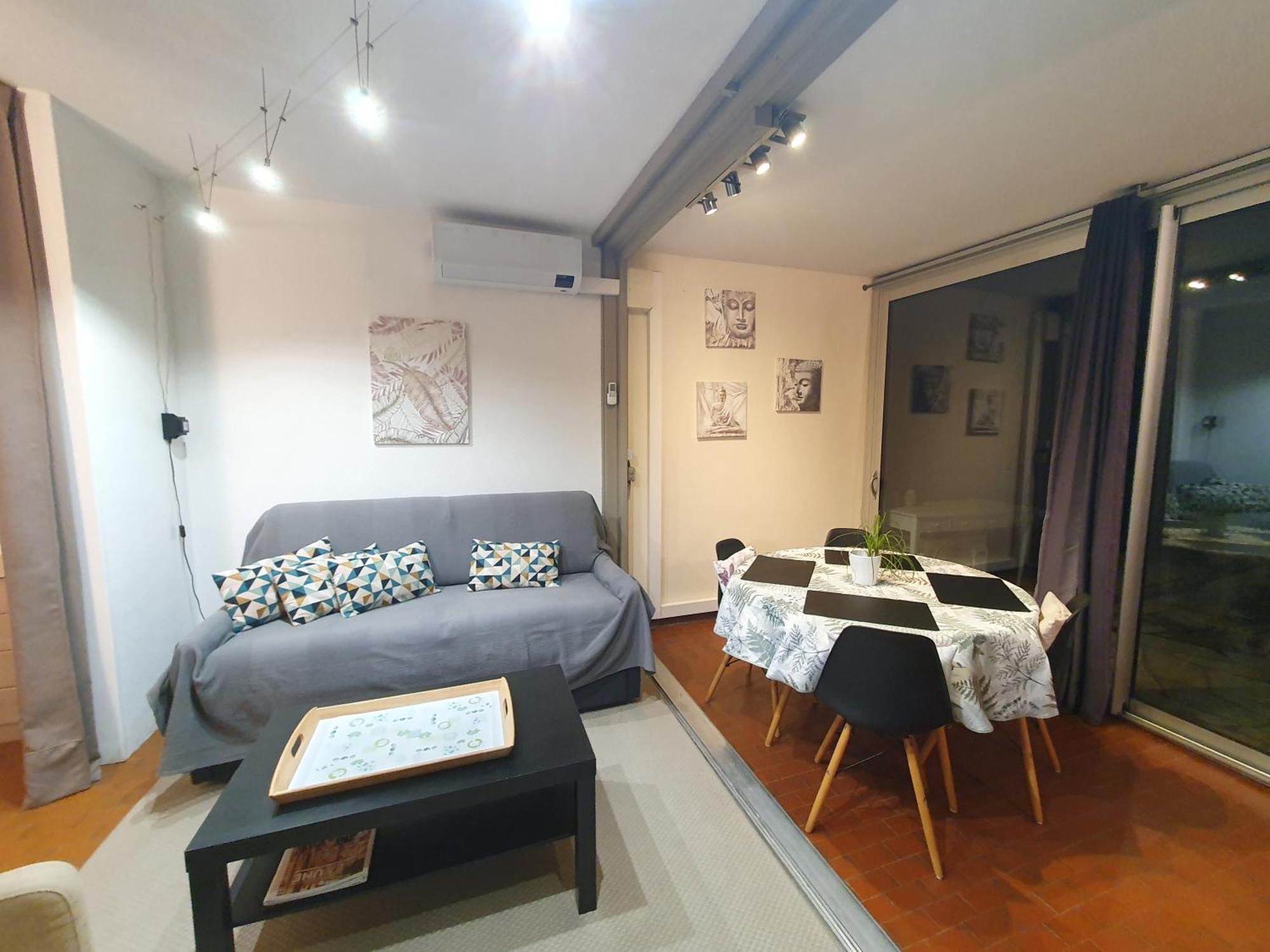 Les Palmiers Apartment *